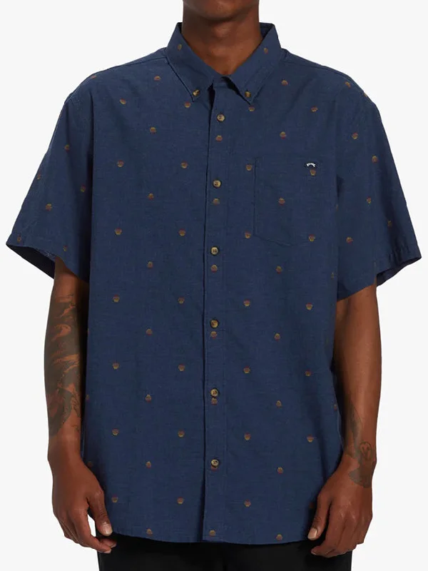 Soft Trends All Day Jacquard S/S Woven Shirt