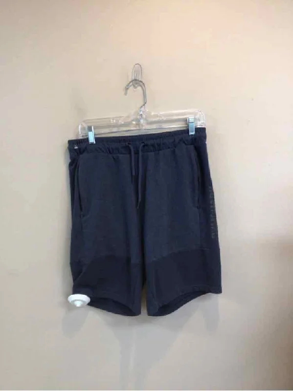 Modern City SIZE MEDIUM GYM SHARK Men's SHORTS