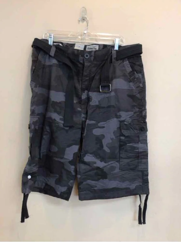 Classic Style SIZE 40 ABLANCHE Men's SHORTS
