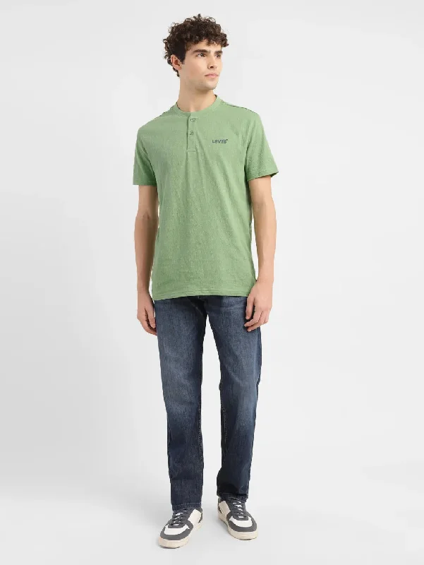 Effortless Looks Men's Textured Slim Fit T-shirt