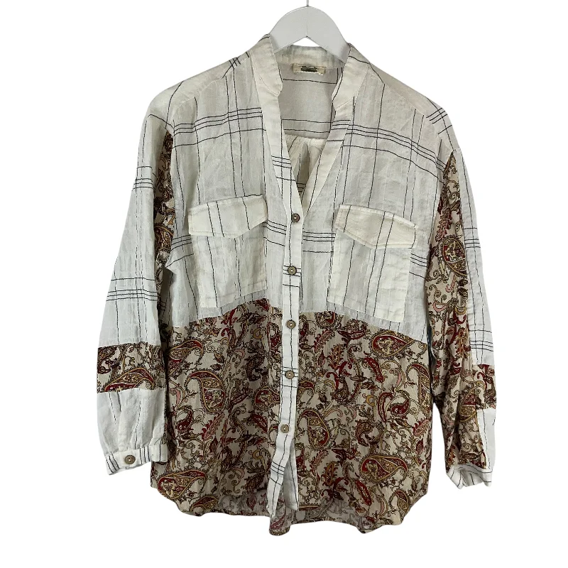 Classic Series Top Long Sleeve By Clothes Mentor In White, Size: S