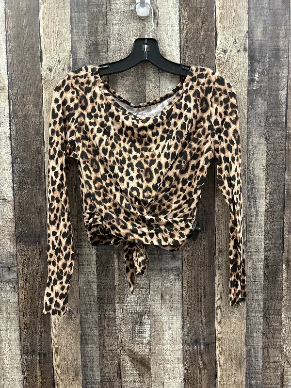 Versatile Itinerary Top Long Sleeve By Cme In Animal Print, Size: M