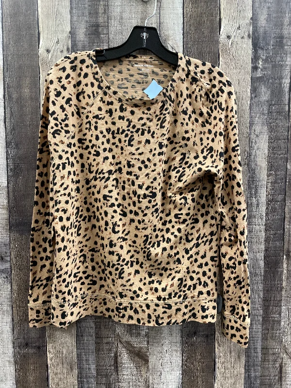 Minimal Comfort Top Long Sleeve By Banana Republic In Animal Print, Size: M