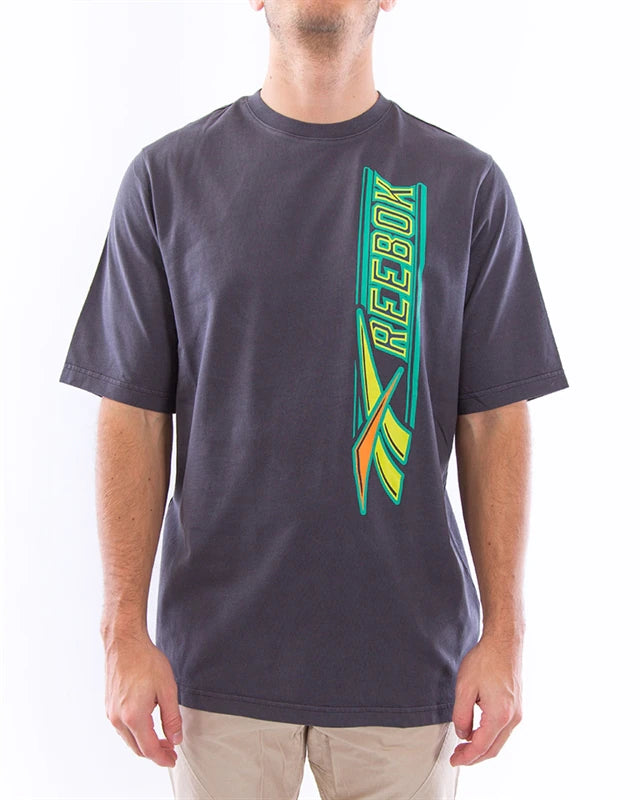 Fresh And Fashionable Reebok t shirt