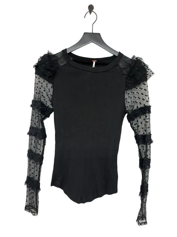 Windbreaker fashion Top Long Sleeve By Free People In Black, Size: S