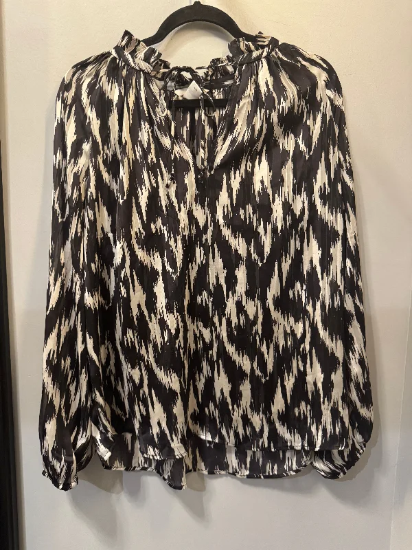 Cozy Essentials Top Long Sleeve By H&m In Black & White, Size: M