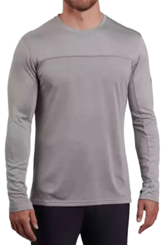 Exquisite Craftsmanship Aktiv Engineered Long Sleeve Top In Cloud Gray