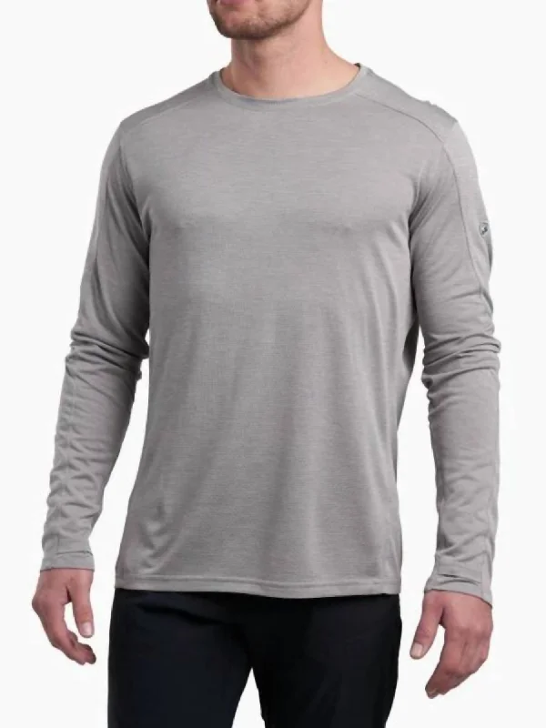 Classic Color Men's Aktiv Engineered Long Sleeve Tee Top In Cloud Gray