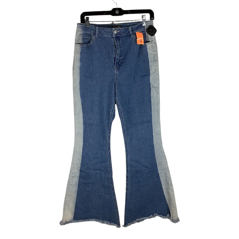 Street Charm Jeans Flared By Versona In Blue Denim, Size: 10 S