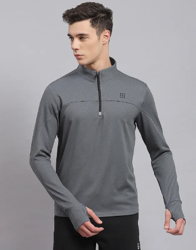 Soft Fashion Men Grey Solid Stand Collar Full Sleeve Sweatshirt